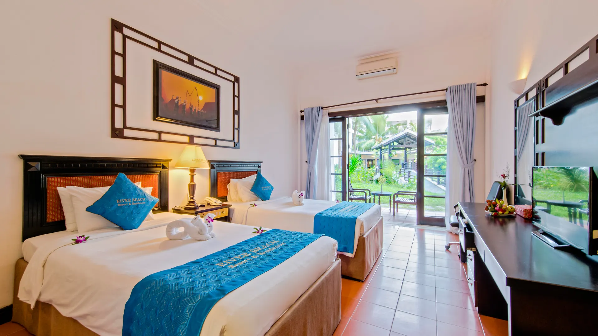 River Beach Resort & Residences Χόι Αν