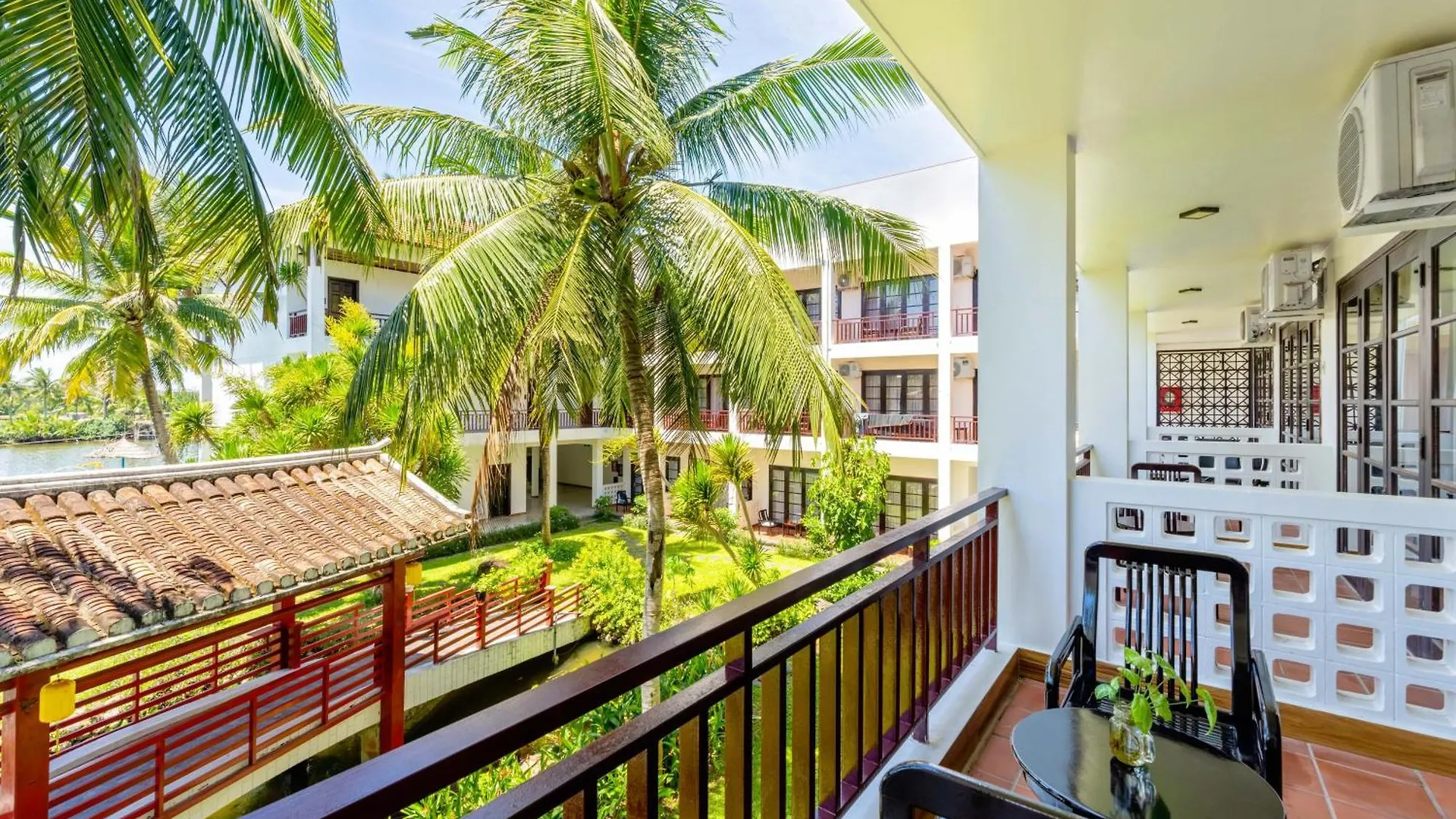 ****  הוי אן River Beach Resort & Residences וייטנאם