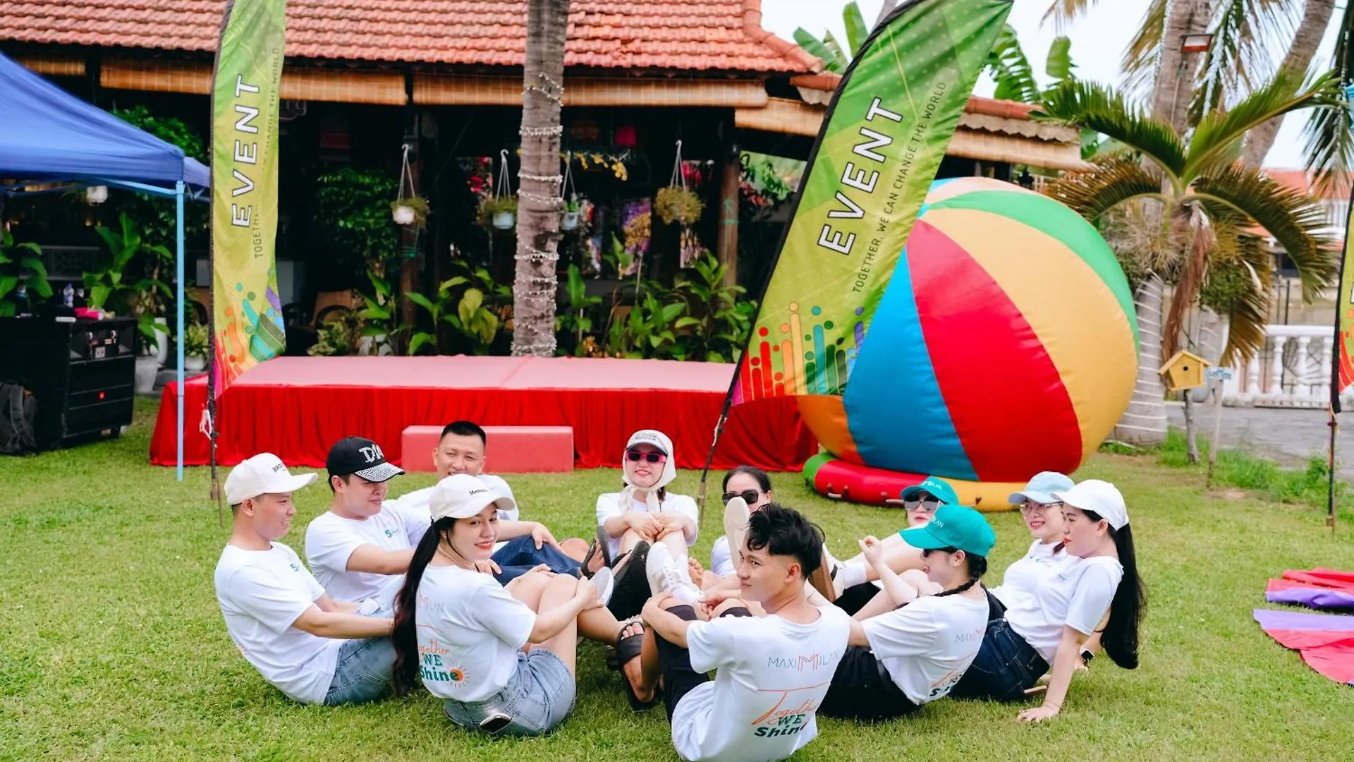 הוי אן River Beach Resort & Residences